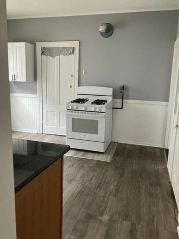 15 Goulding St, Worcester, MA 01609