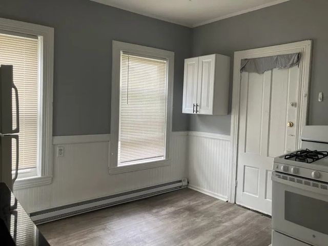 15 Goulding St, Worcester, MA 01609