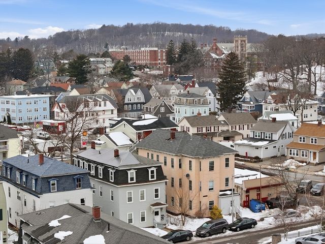 15 Goulding St, Worcester, MA 01609