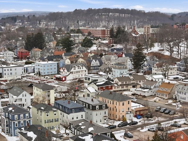 15 Goulding St, Worcester, MA 01609
