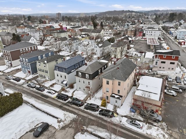15 Goulding St, Worcester, MA 01609