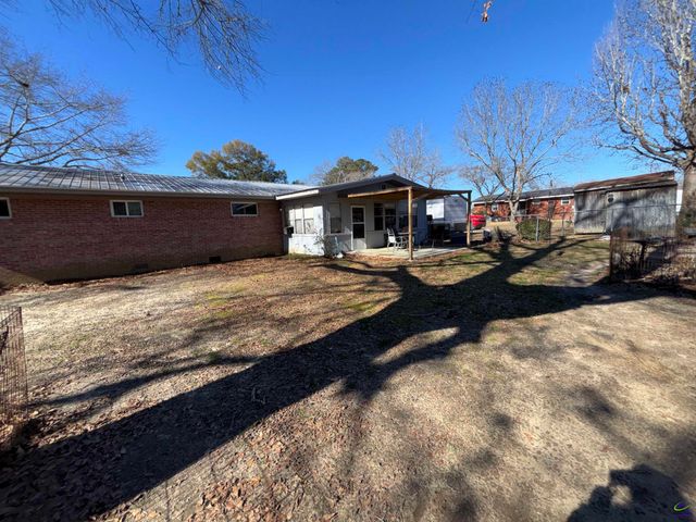 216 E Peter Street, Cochran, GA 31014