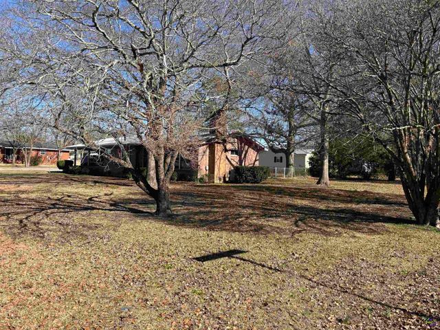 216 E Peter Street, Cochran, GA 31014