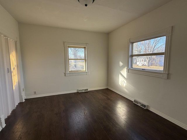 1197 COUNTY ROAD D, Almond, WI 54909