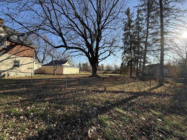 1197 COUNTY ROAD D, Almond, WI 54909