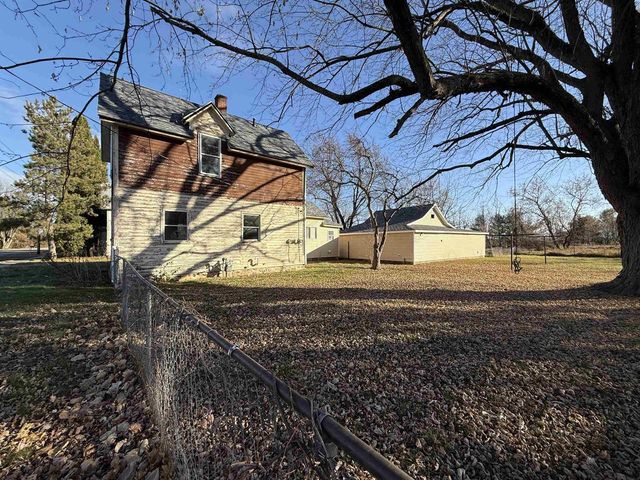 1197 COUNTY ROAD D, Almond, WI 54909