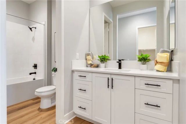 6533 Canyon Oaks Drive, Simi Valley, CA 93063