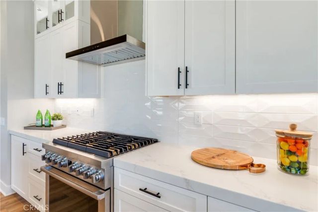 6533 Canyon Oaks Drive, Simi Valley, CA 93063