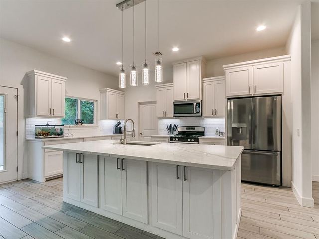 15024 Scottsdale Lane, Choctaw, OK 73020