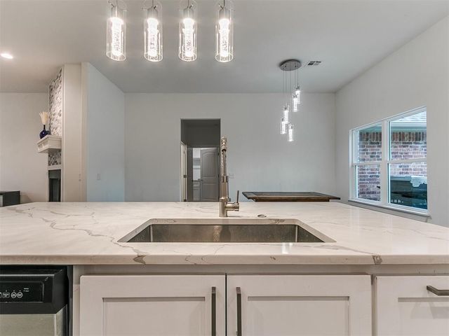 15024 Scottsdale Lane, Choctaw, OK 73020