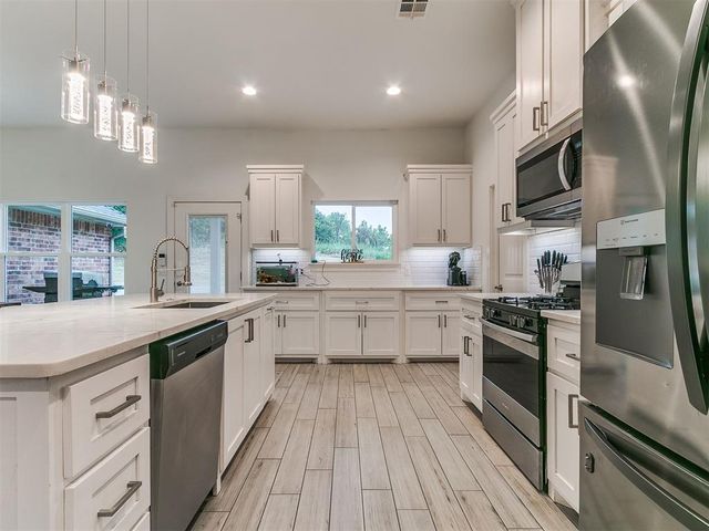 15024 Scottsdale Lane, Choctaw, OK 73020