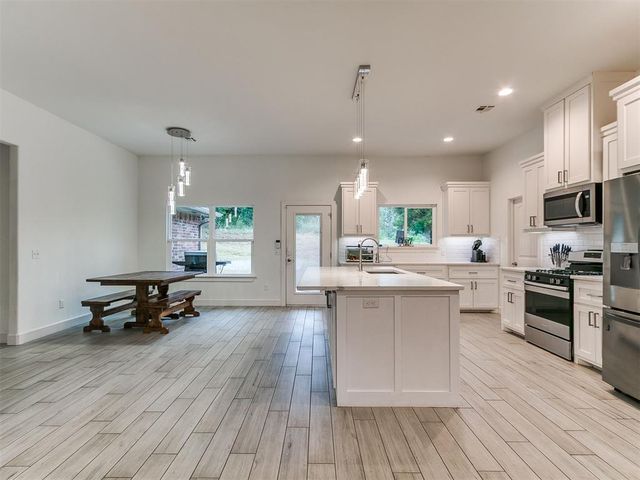 15024 Scottsdale Lane, Choctaw, OK 73020