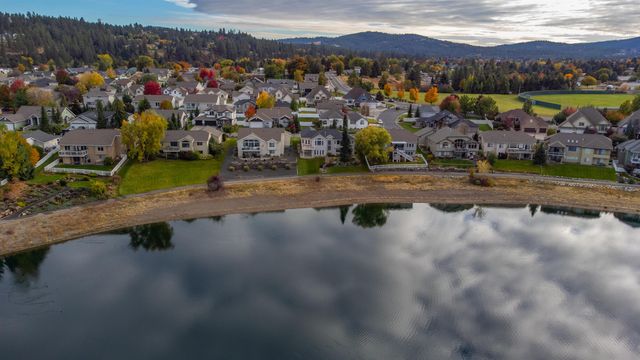 837 S Shelley Lake Ln, Veradale, WA 99037