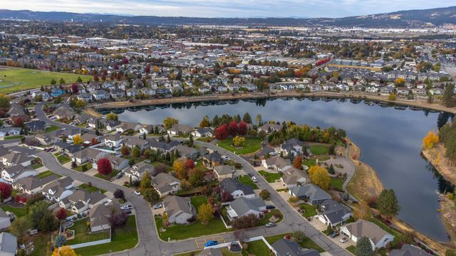837 S Shelley Lake Ln, Veradale, WA 99037