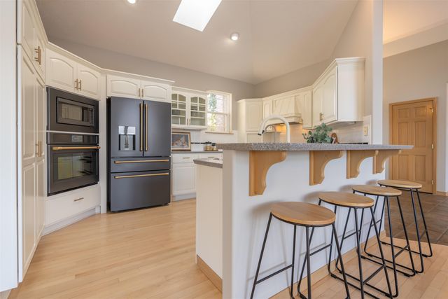 837 S Shelley Lake Ln, Veradale, WA 99037