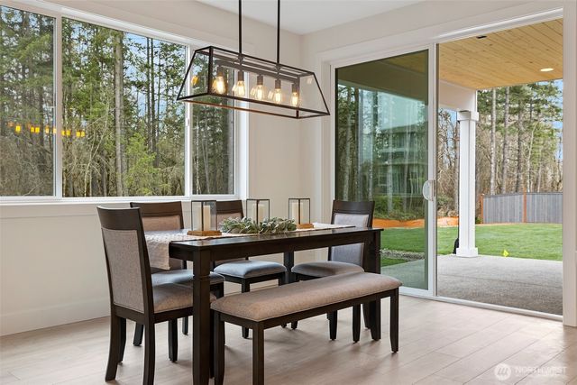 11612 194th Avenue E, Bonney Lake, WA 98391