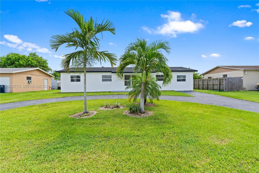 26231 SW 127th Avenue, Homestead, FL 33032