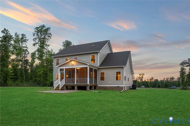 8561 Roden Dr, Mechanicsville, VA 23111