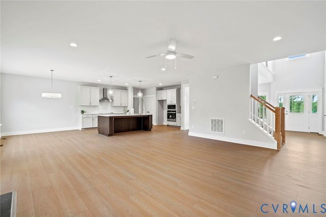 8561 Roden Dr, Mechanicsville, VA 23111