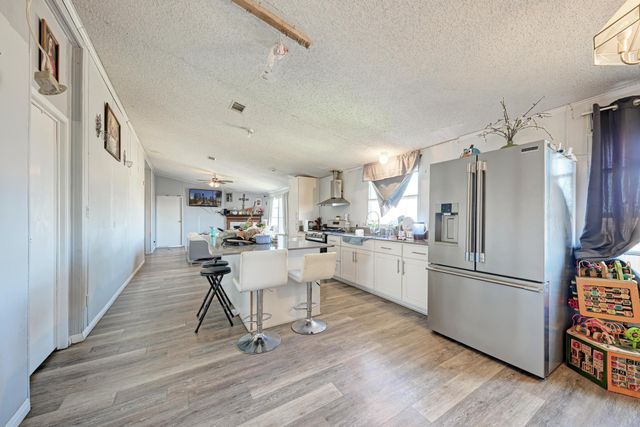 20113 Maynard CT, Coupland, TX 78615