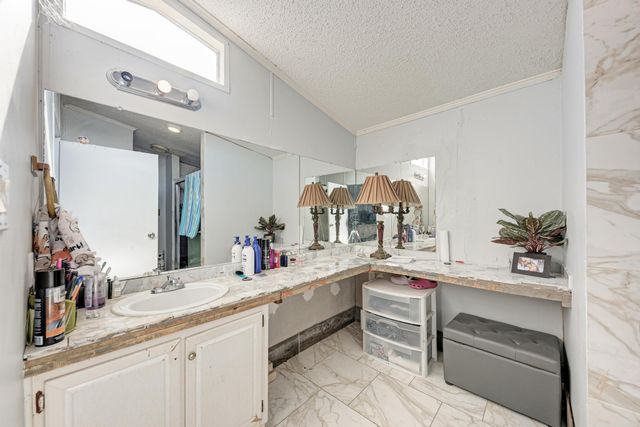 20113 Maynard CT, Coupland, TX 78615