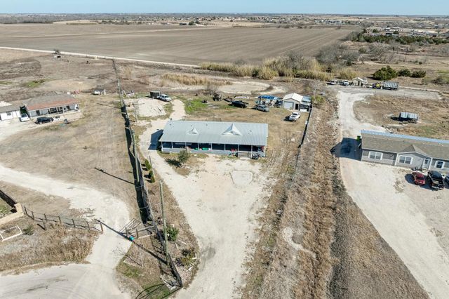 20113 Maynard CT, Coupland, TX 78615