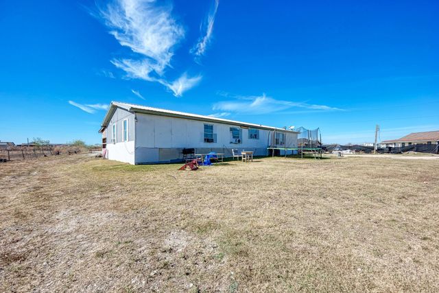 20113 Maynard CT, Coupland, TX 78615