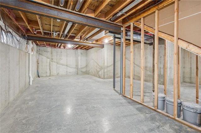 2152 Black Walnut Drive, Liberty, MO 64068