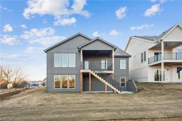 2152 Black Walnut Drive, Liberty, MO 64068