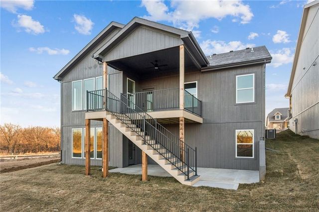 2152 Black Walnut Drive, Liberty, MO 64068