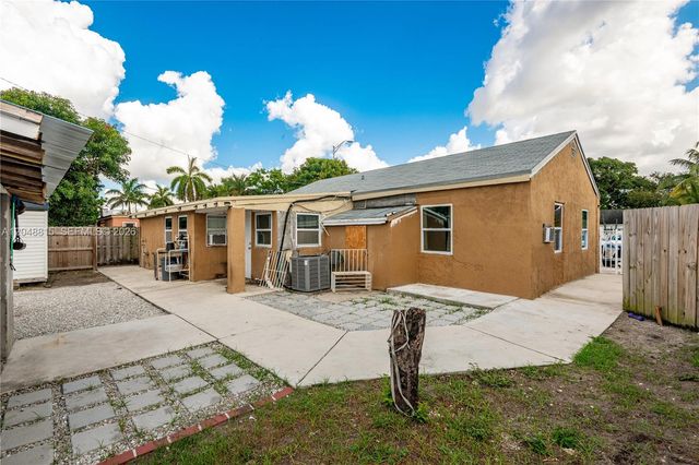 750 NE 4th Place, Hialeah, FL 33010