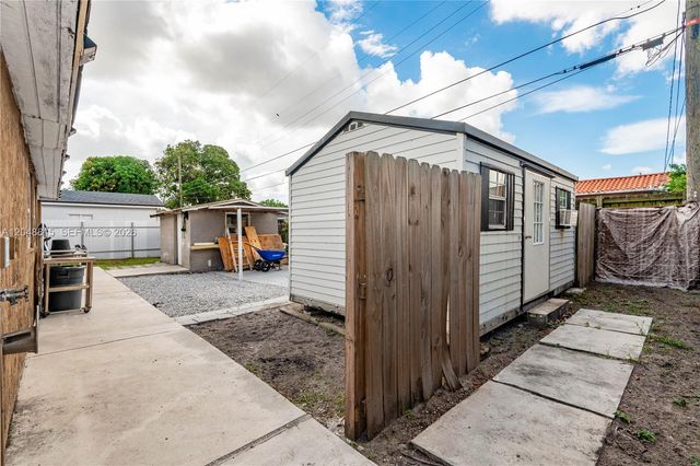 750 NE 4th Place, Hialeah, FL 33010