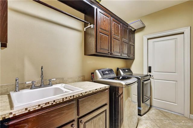 2713 Xavier Avenue, Mcallen, TX 78504