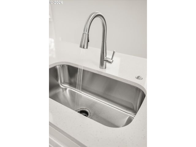 6931 N POWERS St, Portland, OR 97203