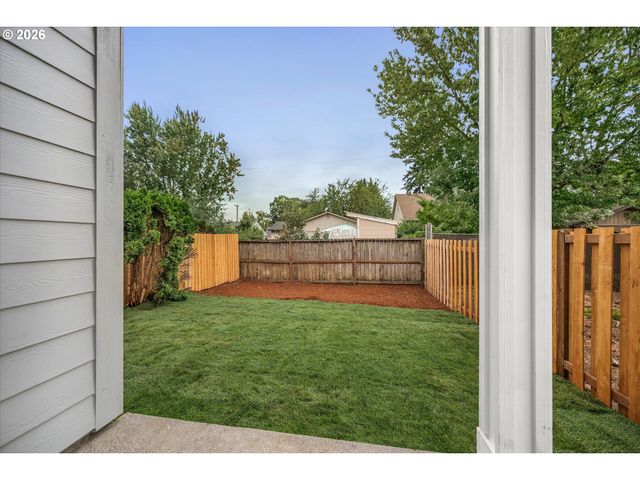6931 N POWERS St, Portland, OR 97203