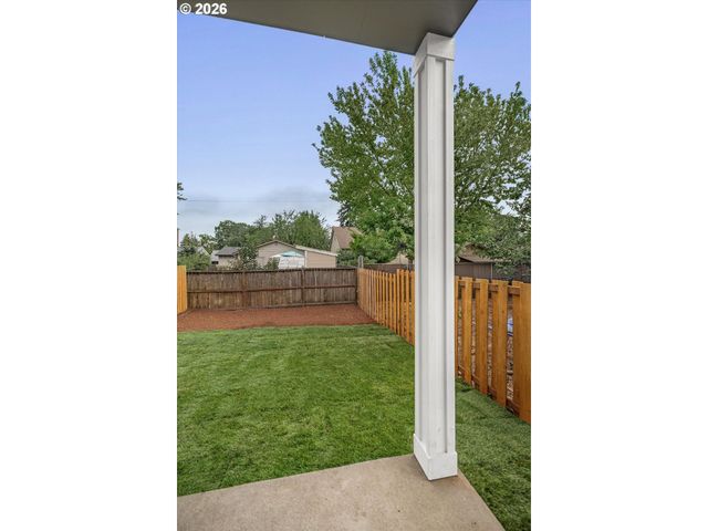 6931 N POWERS St, Portland, OR 97203
