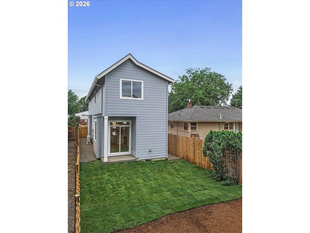 6931 N POWERS St, Portland, OR 97203