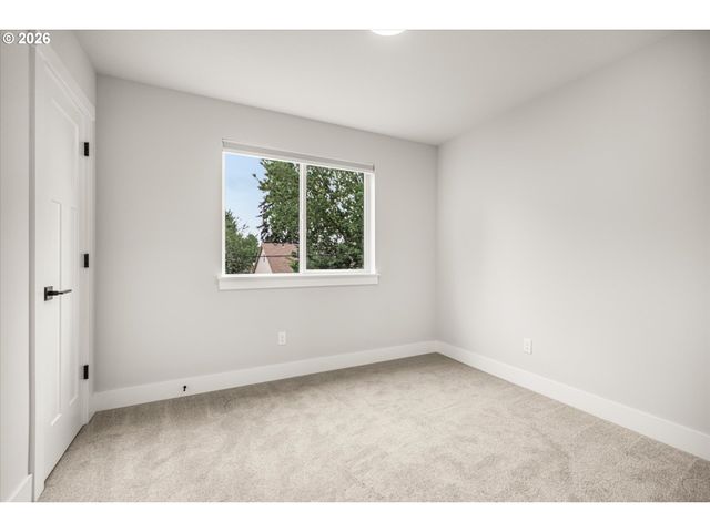 6931 N POWERS St, Portland, OR 97203
