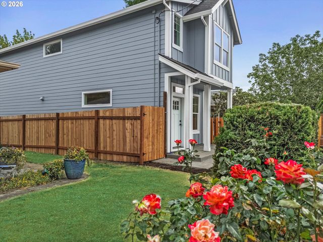 6931 N POWERS St, Portland, OR 97203