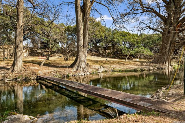 12 Cold Springs River Drive, Rio Frio, TX 78879