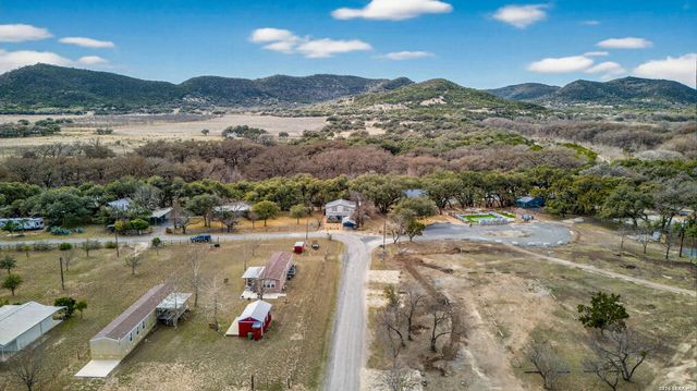 12 Cold Springs River Drive, Rio Frio, TX 78879