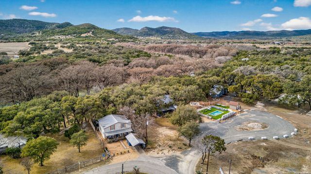 12 Cold Springs River Drive, Rio Frio, TX 78879