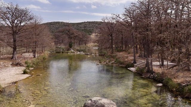 12 Cold Springs River Drive, Rio Frio, TX 78879