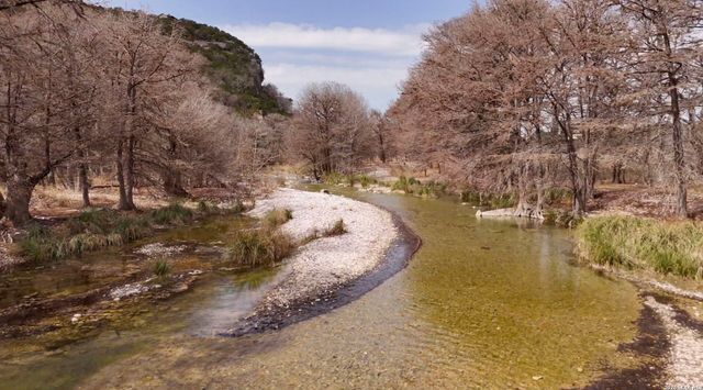 12 Cold Springs River Drive, Rio Frio, TX 78879