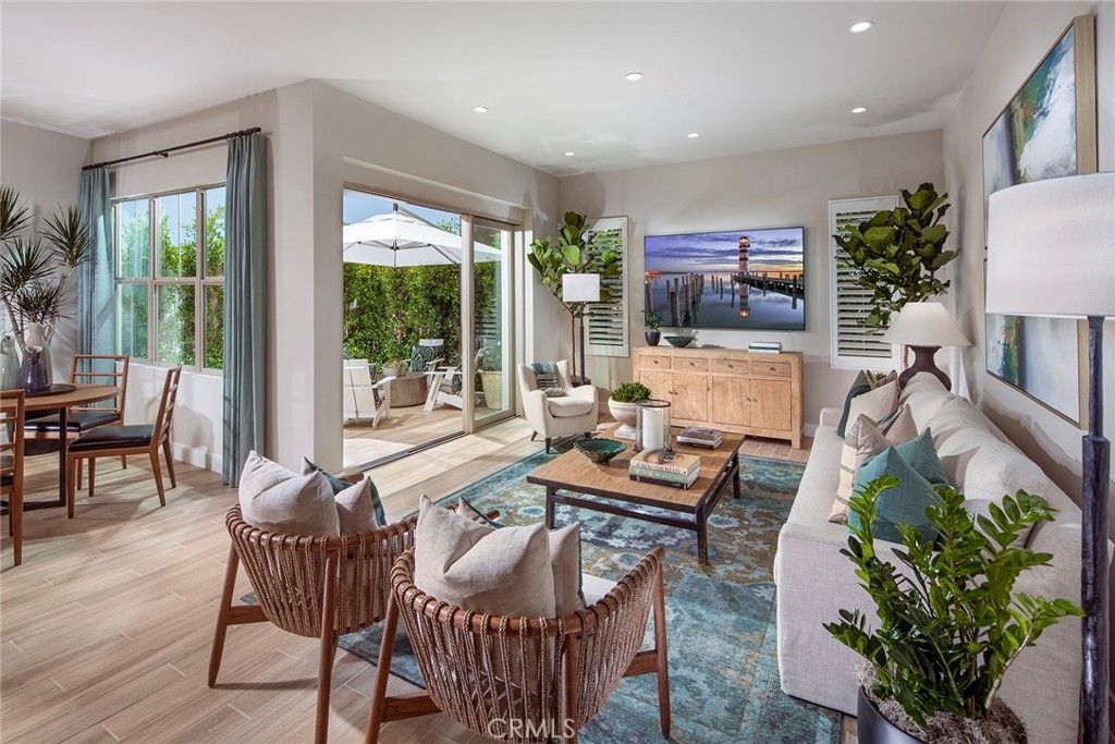 Image 3 of property listing at 219 Birdseye, Irvine, CA 92618