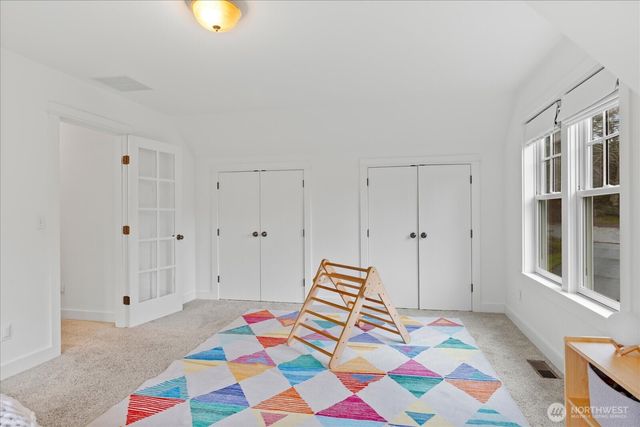 1159 Secret Place, Greenbank, WA 98253
