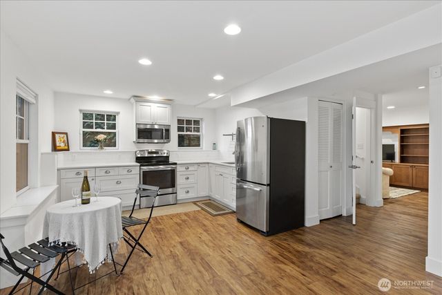 1159 Secret Place, Greenbank, WA 98253