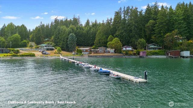 1159 Secret Place, Greenbank, WA 98253