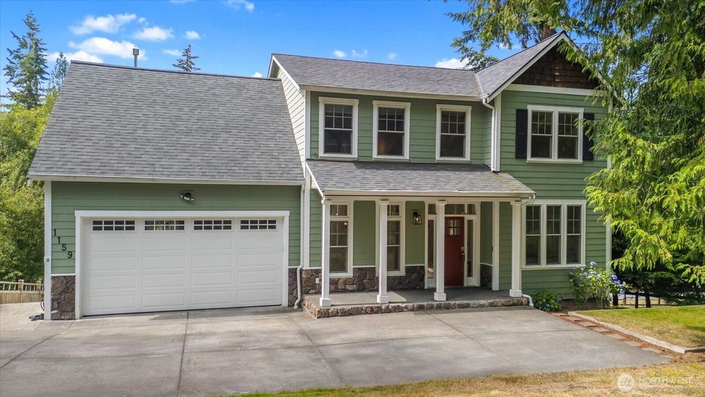 1159 Secret Place, Greenbank, WA 98253