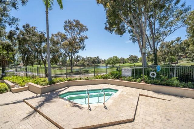 16 Via Solaz, Rancho Santa Margarita, CA 92688